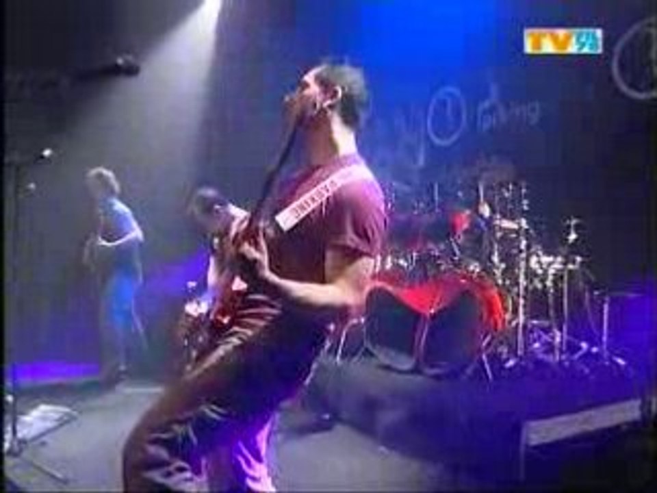 extrait live tvfil Parking Privé (Je reste las/Mascarade)