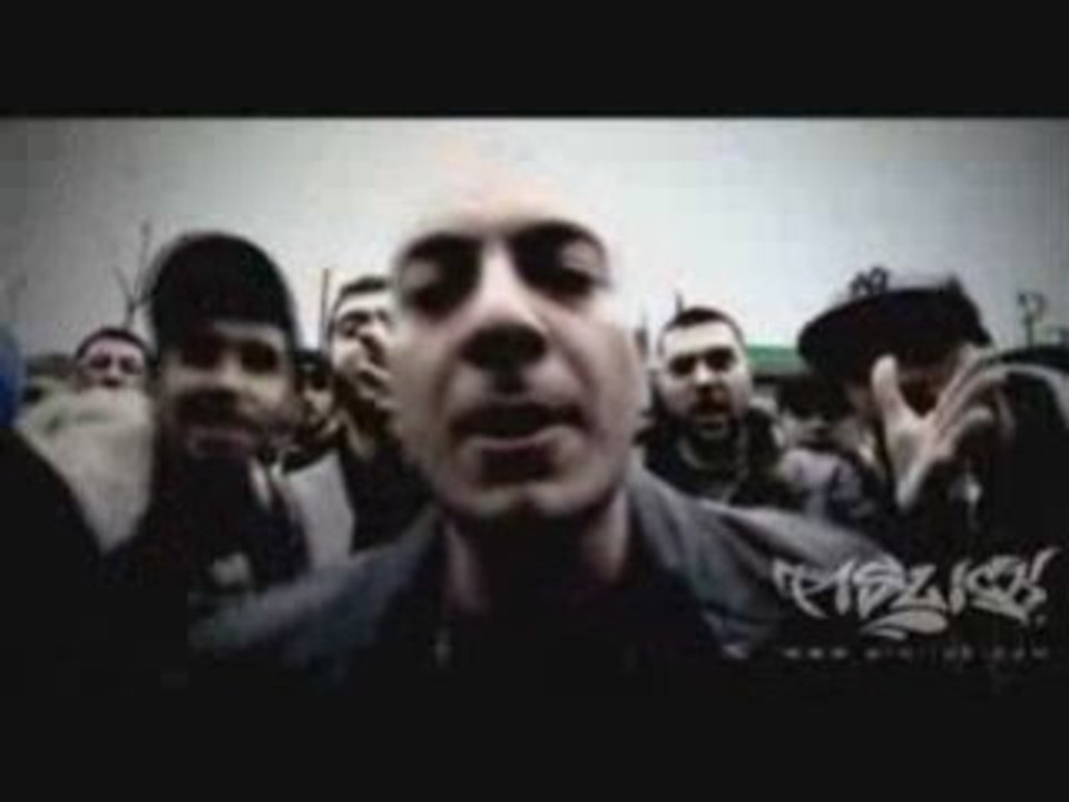 Fuchs ft. Sansar - Öldü Sanma