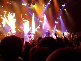 Oasis - 14 - I am the Walrus