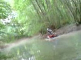 Petite plongeé en quad dans la riviere