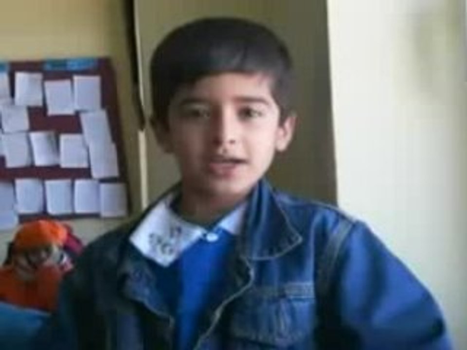 Kesinlikle Dinleyin !! Bu Çocuk Harika