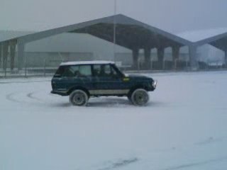 Drift avec Range Rover V8