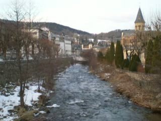 La Bourboule: La Dordogne en aval