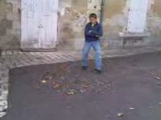 sorcière controlé par pierre