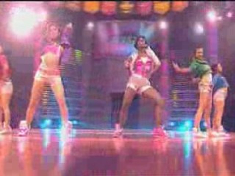 "ABDC 3" -- Fly Khicks, Week 1