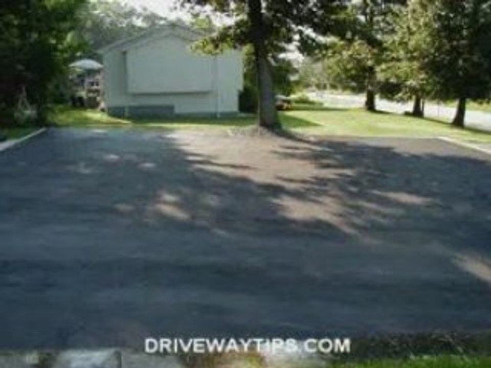 Asphalt Driveway Sealcoating