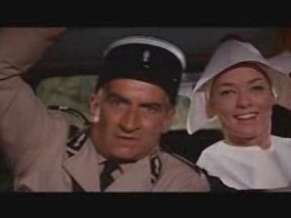 Le gendarme en 2CV