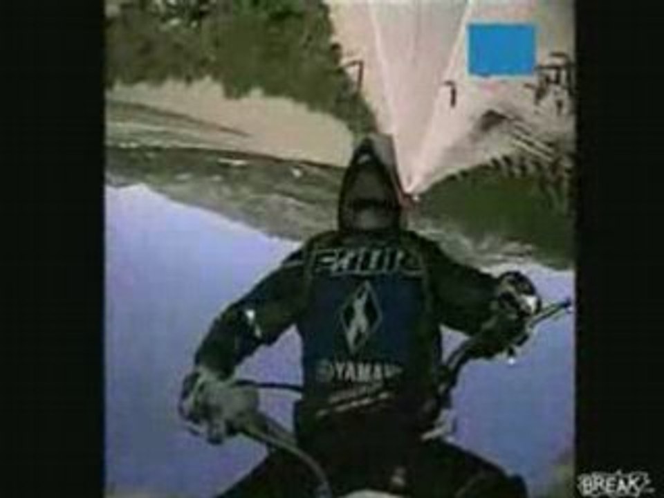 Tueur Quad Backflip 