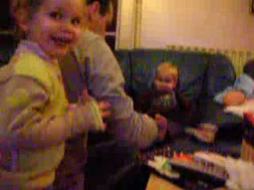 joyeux anniversaire Nico de la part de Carla