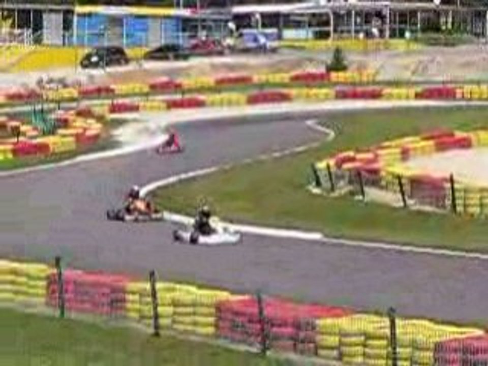 KARTING  VIDEO A VOIR!!!!!!!!!