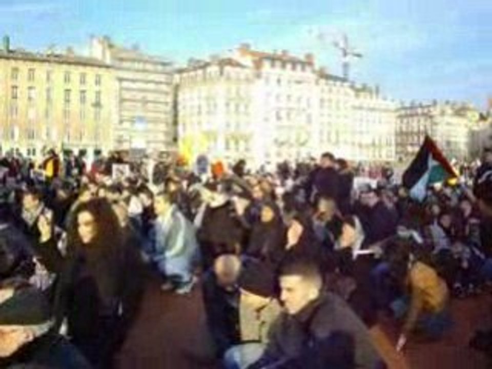 Rassemblement "2h pour Ghaza" à Lyon Samedi 17 Janvier 2009