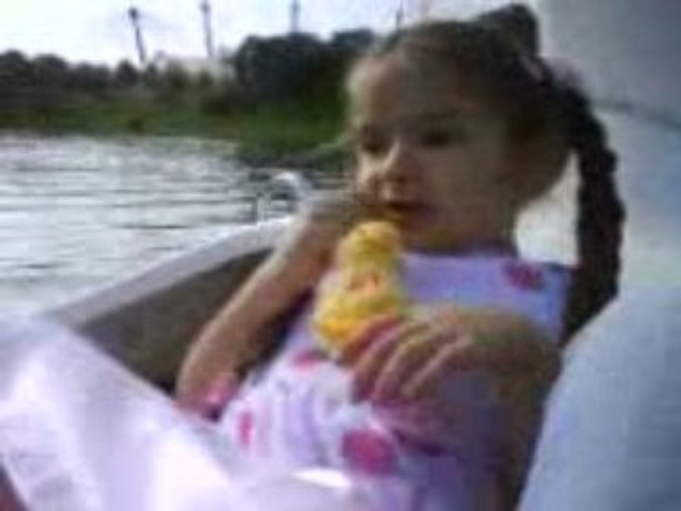 Sarah und Jasmin auf dem Olympiasee