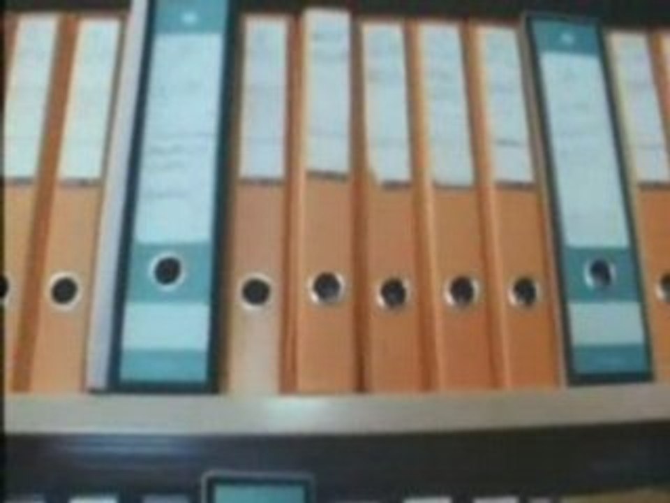 Loge P2  LICIO GELLI le grand marionnettiste 1-5