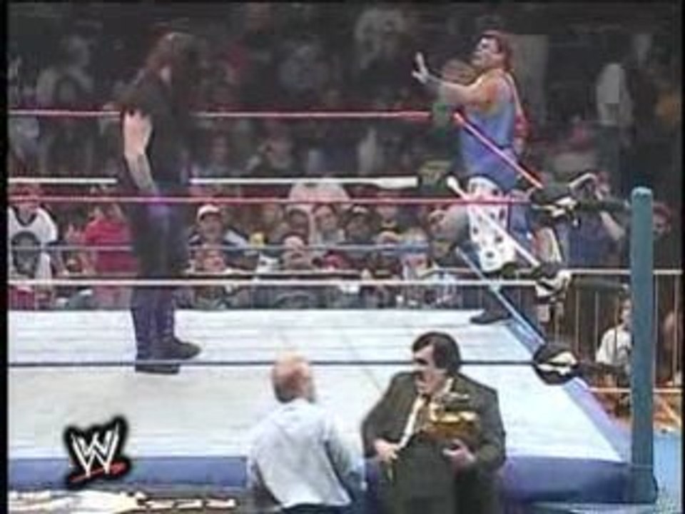 THE UNDERTAKER - HE BURIES THEM ALIVE - 4