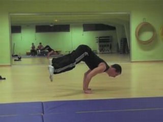 Breakdance Planche pompes push ups
