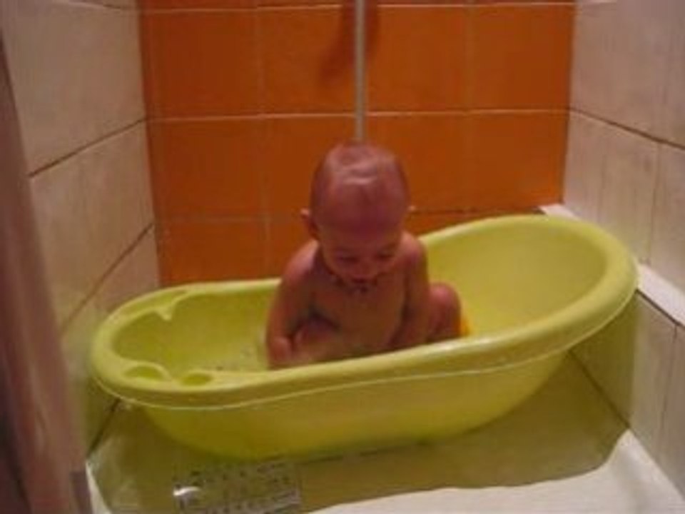 Tori dans le bain - janvier2009