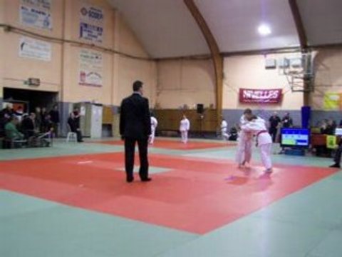 2ème combat de judo d'axel nivelles 17/01/09