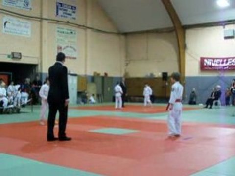 3ème combat de judo de julien nivelles 17/01/09