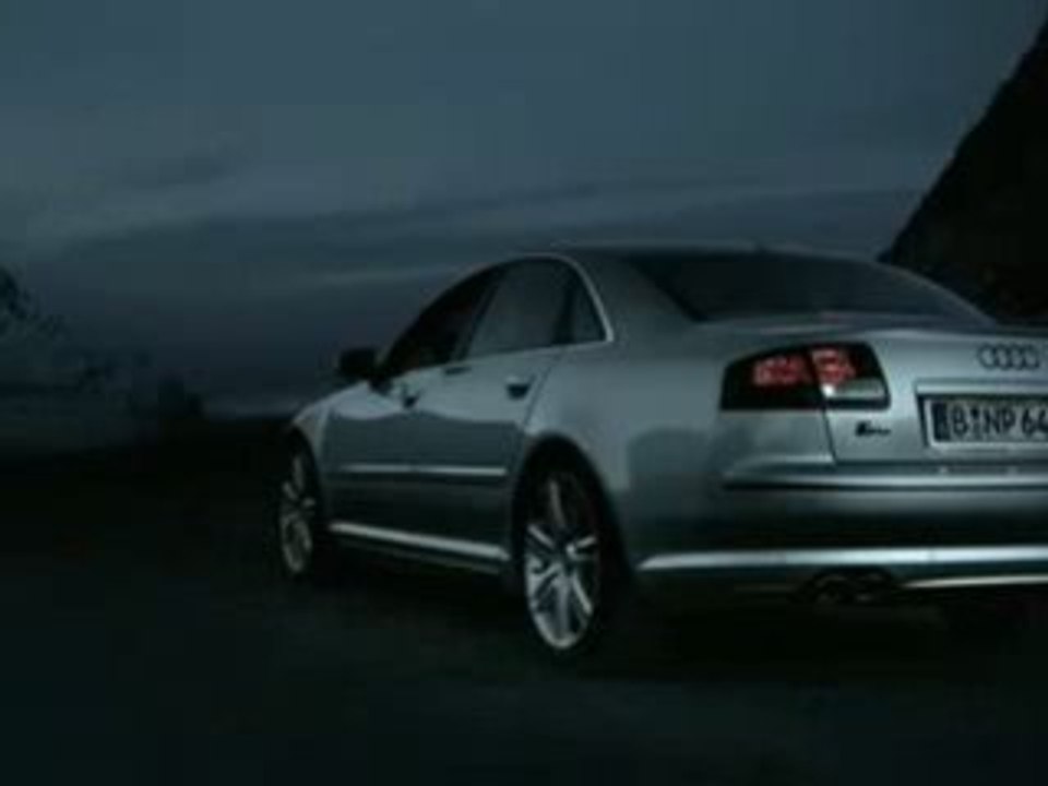 Audi S8 the race