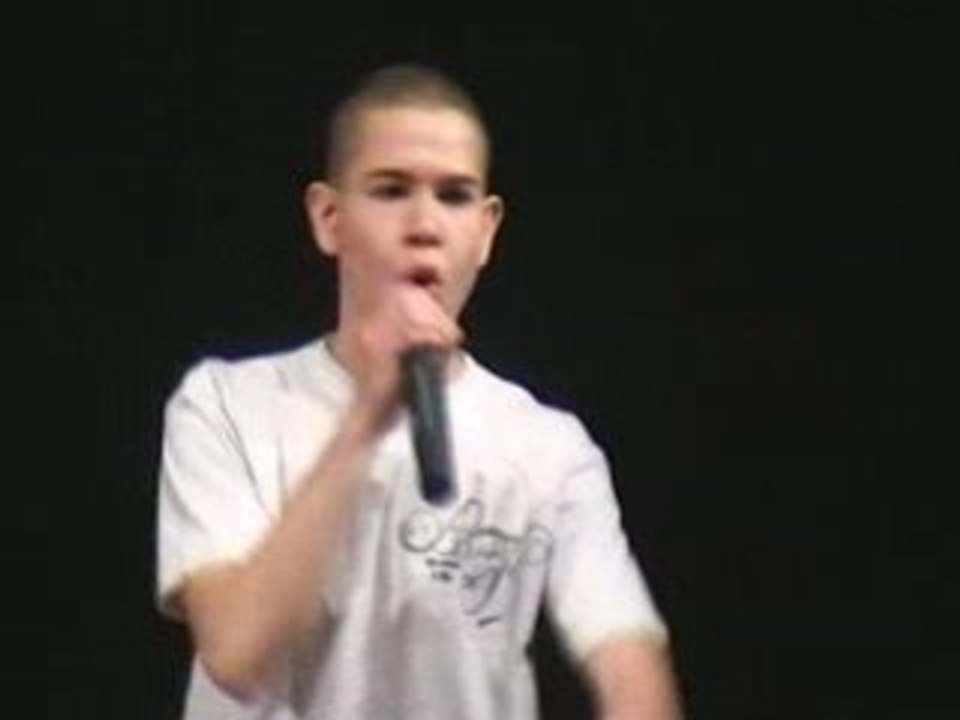 Scène les arts mators regarde autour de toi