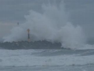 18 JANVIER 2009 GROS LA BARRE PHARE DE BIARRITZ ROCHER DE LA