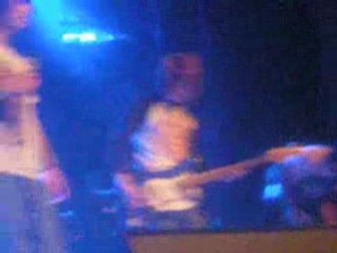 concert CAUTION WET FLOOR