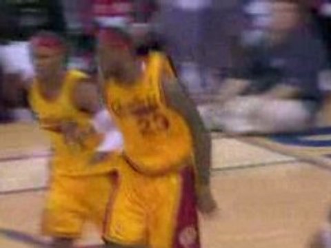 NBA Michael Beasley and Dwyane Wade can finish