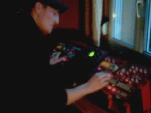 Farfadet sur electribe korg emx et esx Arachtatek