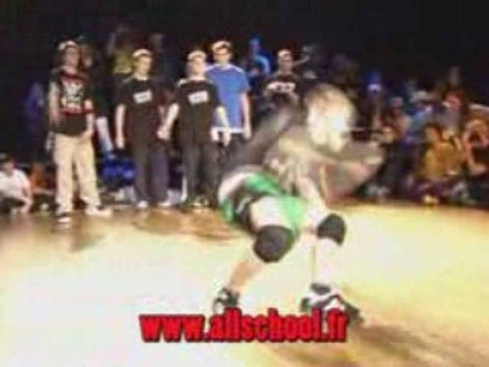 Floor Burnin vs Game Crew Battle All School 2008