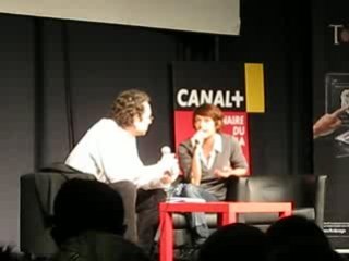 Emma de Caunes au salon du cinéma