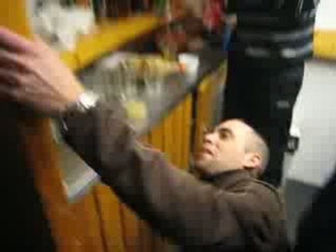 Comment boire l'anisette par Maro - Les Arcs 2009