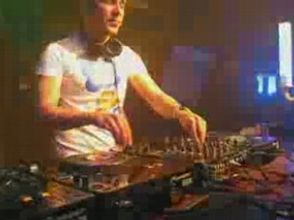 Julian Wess @Lc Club (16/01/09 Nantes)