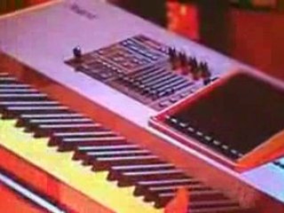 Roland Fantom G8 par Jordan Rudess au NAMM 2009