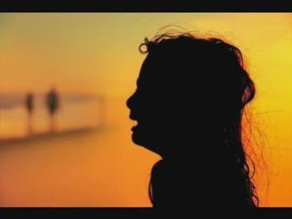 Mahsun kırmızıgül ağlama sen www.liseliask.com