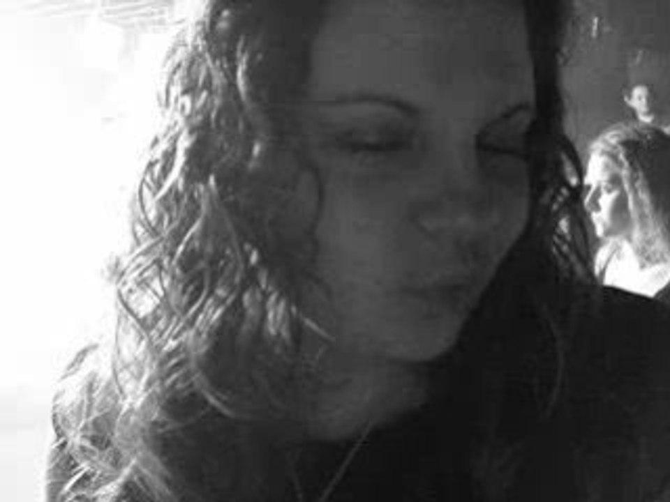 CSV:Emeline qui danse sur Guru Josh Project - Infinity 2008