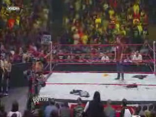 WWE RAW -Johnny Knoxville Learns a Hard Lesson