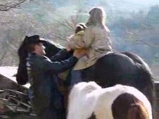 enza et camille avec les chevaux