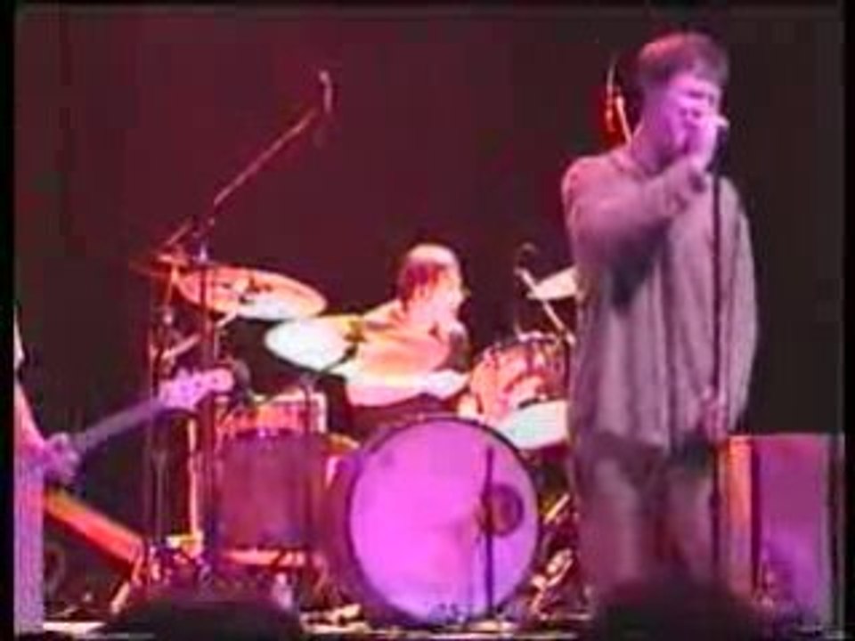 5 QOTSA - Precious and Grace Live 2001 LA