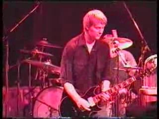 9 QOTSA - You're So Vague Live 2001 LA