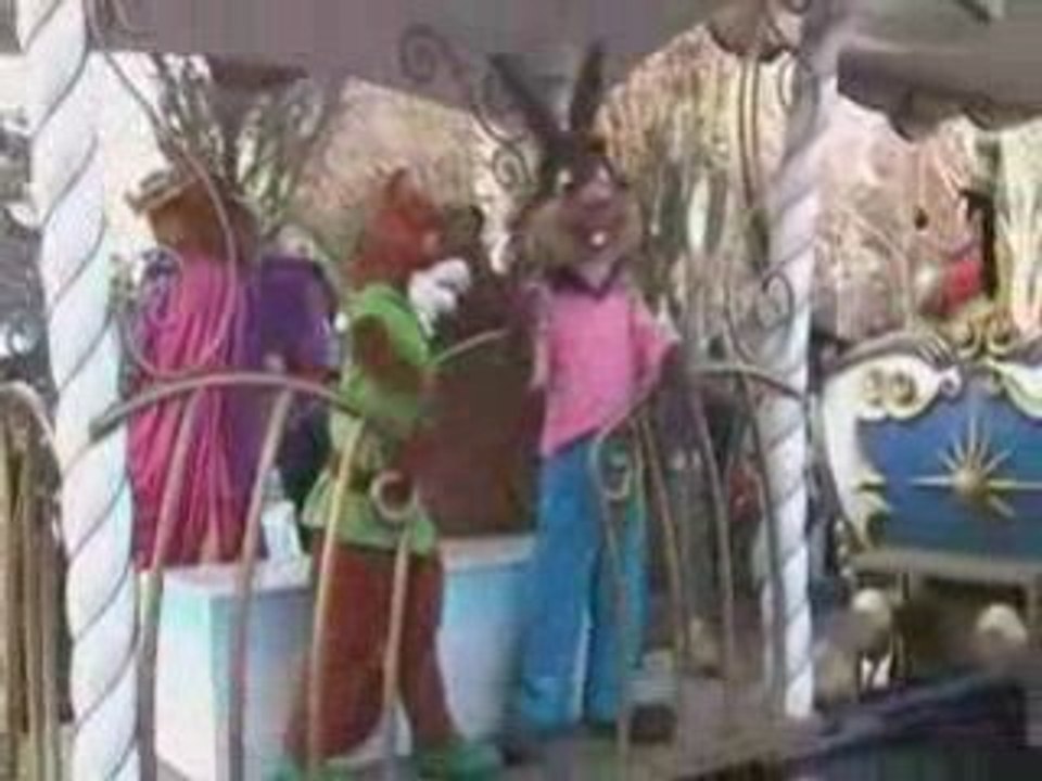 Le petit train des personnages Disney