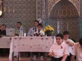 KÜÇÜK EMİN KUR'AN OKUYOR