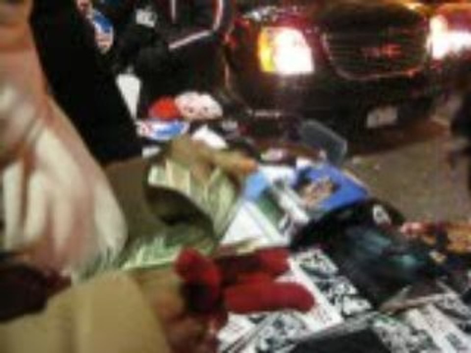 Ambiance dans les rues de Chinatown lundi soir