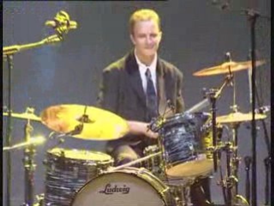 SHE LOVES YOU /by GET BACK LIVE in PARIS