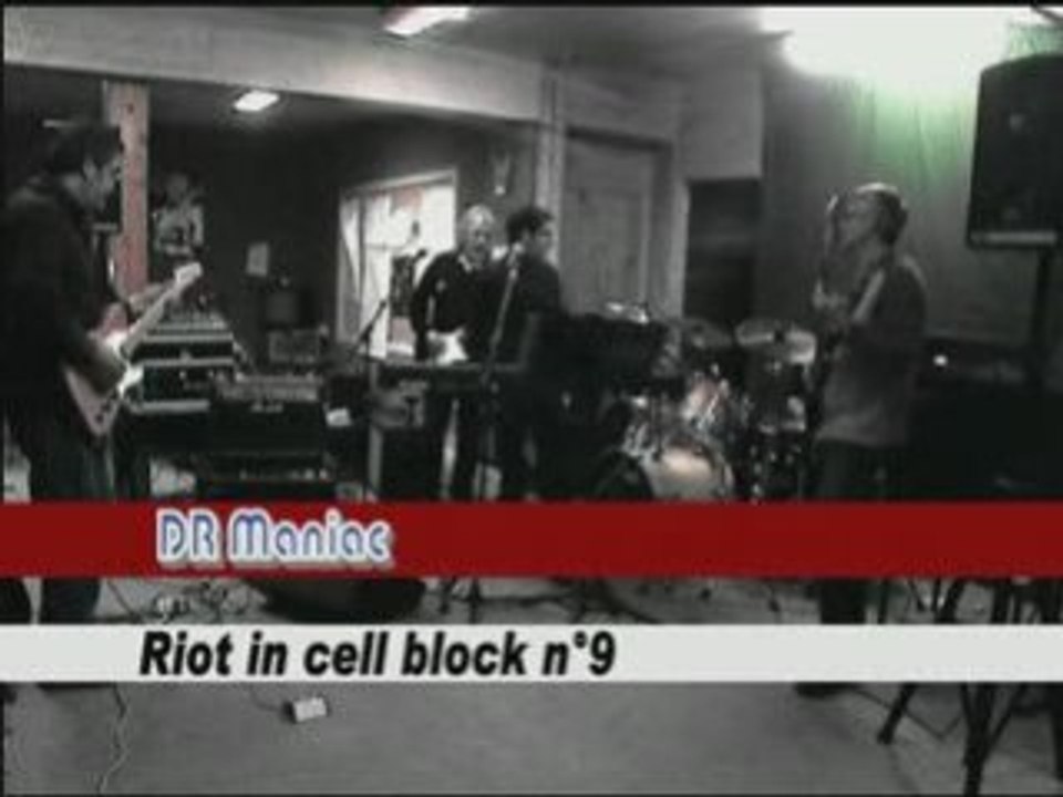 Riot in cell block n° 9
