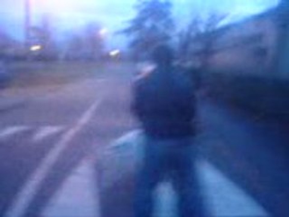 nico fait du cosmoroller