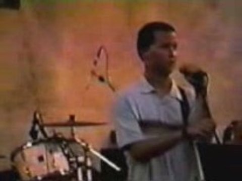 04 Blink-182 - Does My Breath Smell ? (live Orlando 1997)
