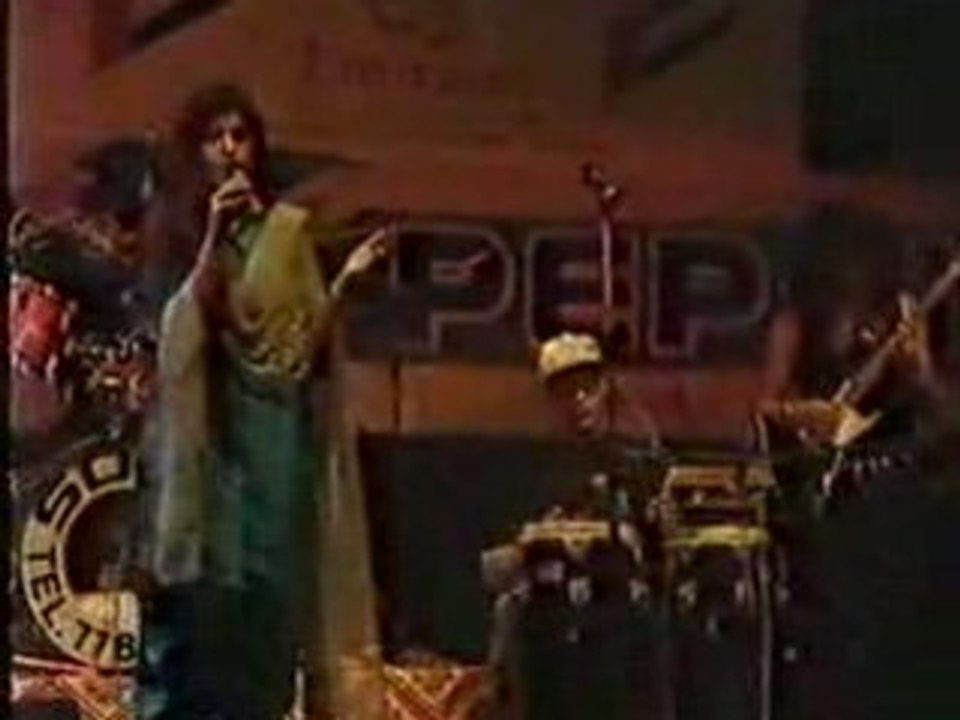 ♥ Nazia Hassan ♥ Sunn ♥ نازیہ حسن ♥