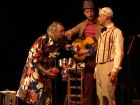 Henri Léon et les Autres