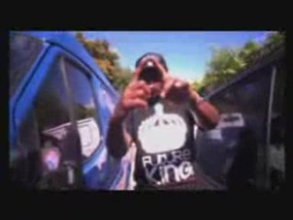 ALPHA 5.20 FEAT SALIF ET LA COMERA  CLIP GUN POP IN OFFICIEL