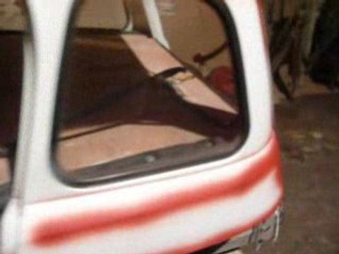 Visite de l'atelier / 4 Ailes du Maroc / 4L Trophy 2009